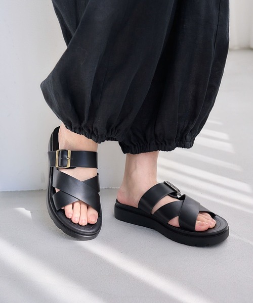 studio CLIP（スタディオクリップ）の「【軽量】軽らくベルトサンダル（サンダル・レディース・ブラウン/ブラック/その他1/その他2・MEDIUM/LARGE/SMALL）」の2枚目の写真