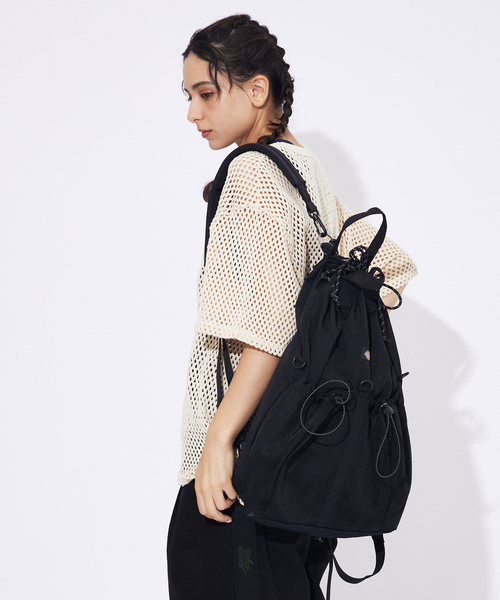 Dickies（ディッキーズ）の「【DICKIES/ディッキーズ】3WAY MP DS SACK 80976100/ドローストリングデザイン/スポーティ/カジュアル/ナップザック【WEB限定】（バックパック/リュック・メンズ・アイボリー/グレー/ブラック・フリー）」の2枚目の写真