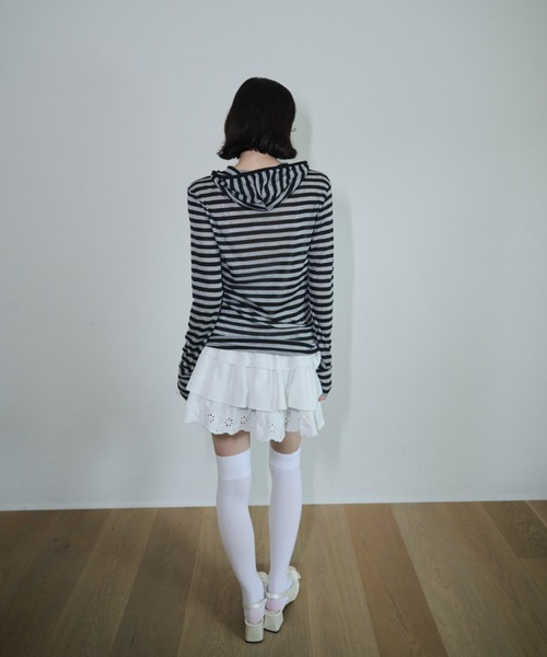 Smyeon（スミョン）の「Border pattern cut hoodie/ボーダーカットパーカー（パーカー・レディース・ベージュ/グレー・FREE）」の5枚目の写真