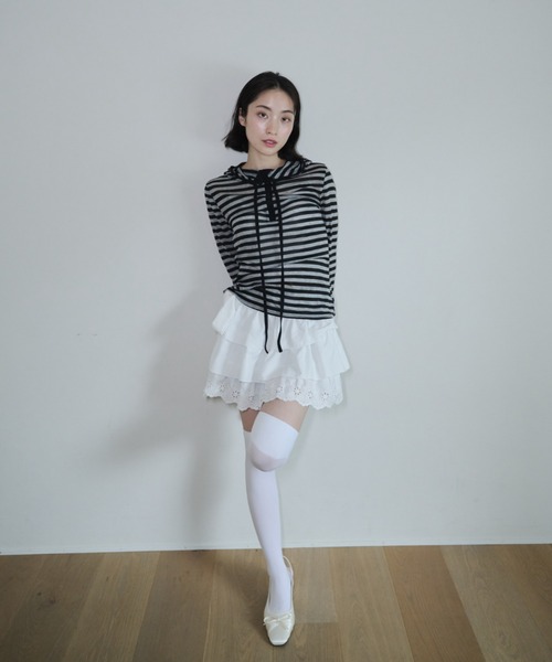 Smyeon（スミョン）の「Border pattern cut hoodie/ボーダーカットパーカー（パーカー・レディース・ベージュ/グレー・FREE）」の3枚目の写真