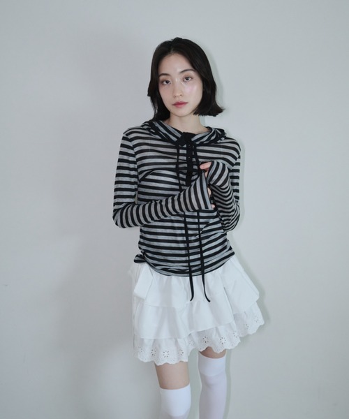 Smyeon（スミョン）の「Border pattern cut hoodie/ボーダーカットパーカー（パーカー・レディース・ベージュ/グレー・FREE）」の15枚目の写真