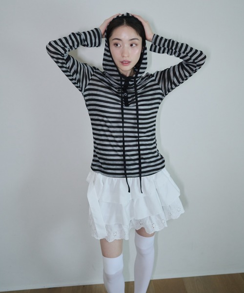 Smyeon（スミョン）の「Border pattern cut hoodie/ボーダーカットパーカー（パーカー・レディース・ベージュ/グレー・FREE）」の16枚目の写真