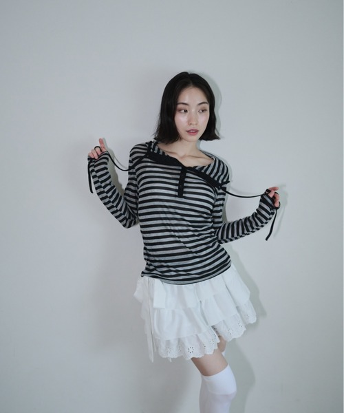 Smyeon（スミョン）の「Border pattern cut hoodie/ボーダーカットパーカー（パーカー・レディース・ベージュ/グレー・FREE）」の6枚目の写真