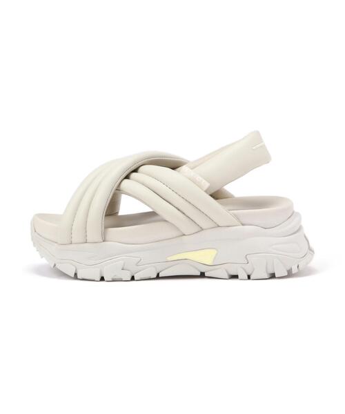 NATURAL BEAUTY BASIC（ナチュラルビューティーベーシック）の「【AKIII CLASSIC】SUMMER BANG サンダル（サンダル・レディース・ブラック/オフホワイト・24.0cm/23.0cm）」の6枚目の写真