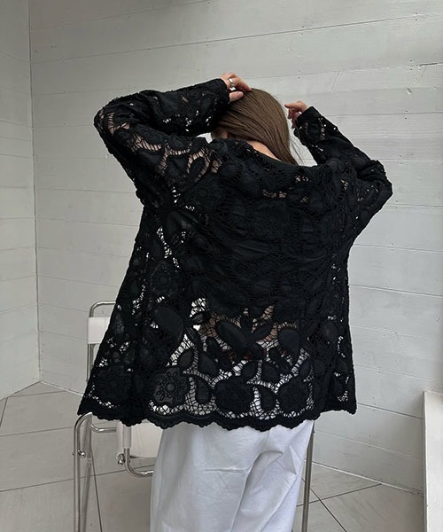 WILLFULLY(ウィルフリー)の「scalloped patchwork lace SH/JK WILLFULLY(ウィルフリー)の「scalloped patchwork lace SH/JK