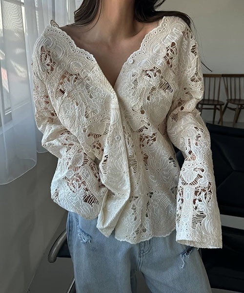 WILLFULLY（ウィルフリー）の「scalloped patchwork lace SH/JK