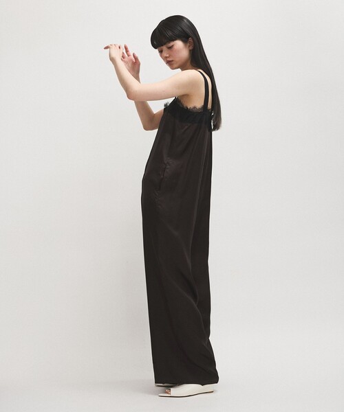 ADAM ET ROPE'（アダムエロペ）の「【PROVOKE（プロヴォーク）】別注cupro salopette（つなぎ/オールインワン・レディース・ダークブラウン/チャコールグレー・FREE）」の10枚目の写真