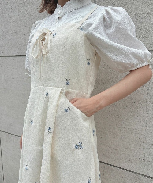 F i.n.t（フィント）の「【セットアップ対応】プチレースアップ小花柄刺繍キャミワンピース　夏服（ワンピース・レディース・アイボリー/ブルーグレー・FREE）」の7枚目の写真