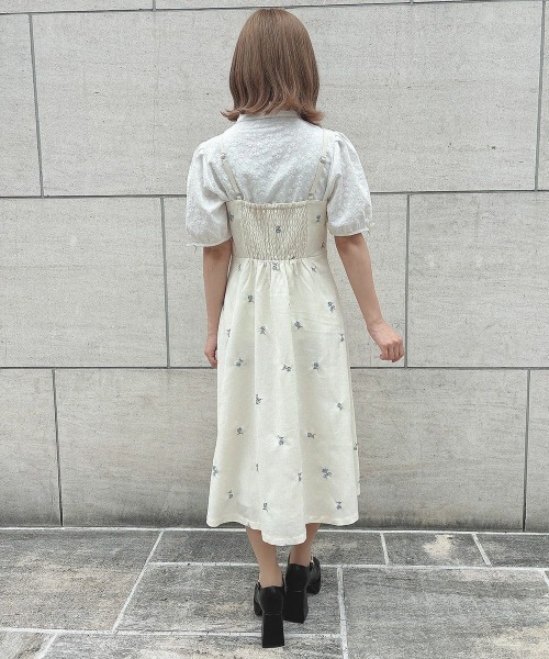 F i.n.t（フィント）の「【セットアップ対応】プチレースアップ小花柄刺繍キャミワンピース　夏服（ワンピース・レディース・アイボリー/ブルーグレー・FREE）」の9枚目の写真