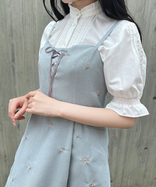 F i.n.t（フィント）の「【セットアップ対応】プチレースアップ小花柄刺繍キャミワンピース　夏服（ワンピース・レディース・アイボリー/ブルーグレー・FREE）」の18枚目の写真