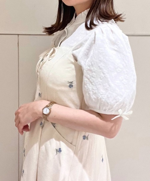 F i.n.t（フィント）の「【セットアップ対応】プチレースアップ小花柄刺繍キャミワンピース　夏服（ワンピース・レディース・アイボリー/ブルーグレー・FREE）」の17枚目の写真