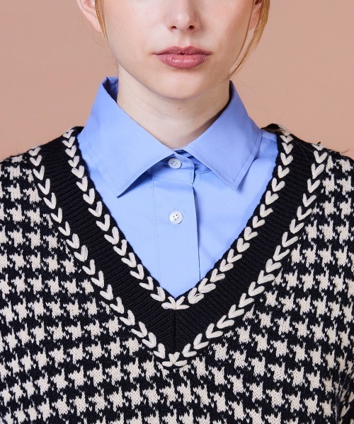 DOUBLE STANDARD CLOTHING（ダブルスタンダードクロージング）の「Dロゴ刺繍 ニットベスト（ベスト・レディース・ホワイト×ブラック・FREE）」の7枚目の写真