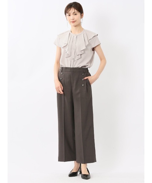 m.f.editorial(エムエフエディトリアル)の「【ストレッチ】m.f.エディトリアル レディース フリル ノースリーブ ブラウス(シャツ/ブラウス・レディース・ホワイト/ベージュ/ネイビー・MEDIUM/LARGE)」の13枚目の写真