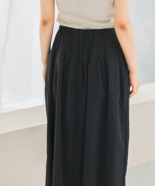 URBAN RESEARCH ROSSO WOMEN(アーバンリサーチ ロッソ)の「撥水UVピンタックコクーンスカート(スカート・レディース・ブラウン系その他/ブラック/グリーン・36/38)」の20枚目の写真