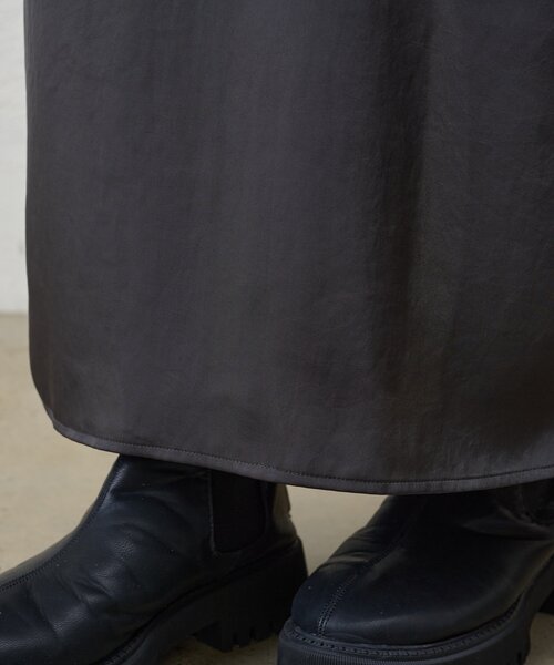 SHENERY(シーナリー)の「サテンキャミワンピース(ワンピース・レディース・グレー系その他/イエロー・36/38)」の8枚目の写真