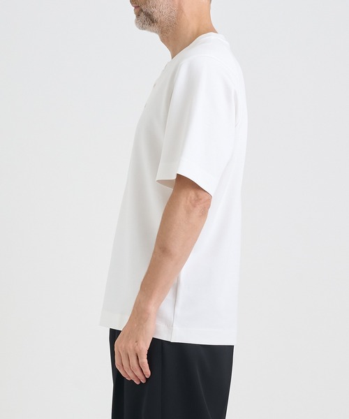 IRENISA（イレニサ）の「【irenisa/イレニサ】別注LEATHER TAB CREW NECK T-SHIRT（Tシャツ/カットソー・メンズ・ブラック/ホワイト/ダークグレー・2/4/3）」の7枚目の写真