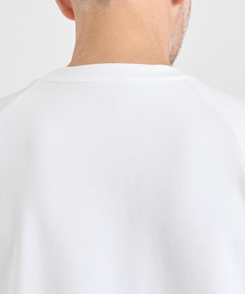IRENISA（イレニサ）の「【irenisa/イレニサ】別注LEATHER TAB CREW NECK T-SHIRT（Tシャツ/カットソー・メンズ・ブラック/ホワイト/ダークグレー・2/4/3）」の5枚目の写真