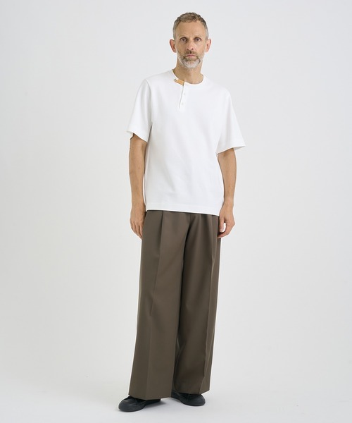 irenisa/イレニサ】別注LEATHER TAB CREW NECK T-SHIRT（Tシャツ