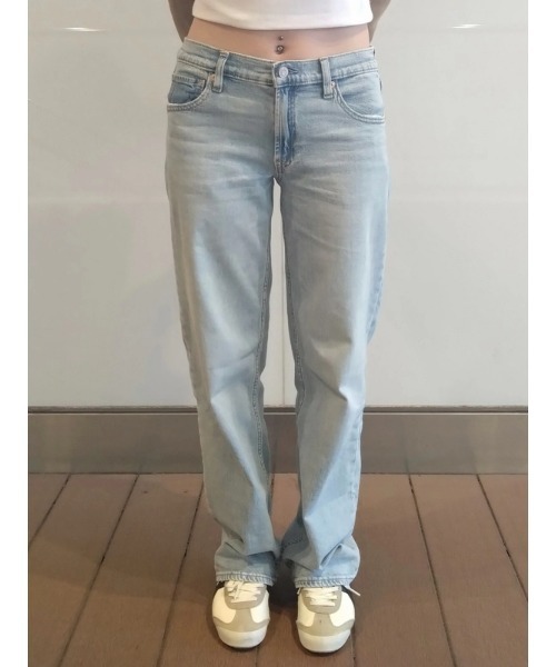 GAP(ギャップ)の「ローライズ '90s ルーズフィット デニム(デニムパンツ・レディース・ライトインディゴブルー・30/28/25/24/29/26/27/23)」の10枚目の写真