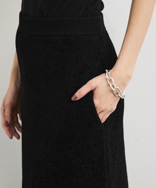 le cercle ADAM ET ROPE'(ルセルクルアダムエロペ)の「【セットアップ対応】モール糸ダブルフェイスIラインスカート(スカート・レディース・ブラウン系その他3/ボルドー/ブラック・FREE)」の13枚目の写真
