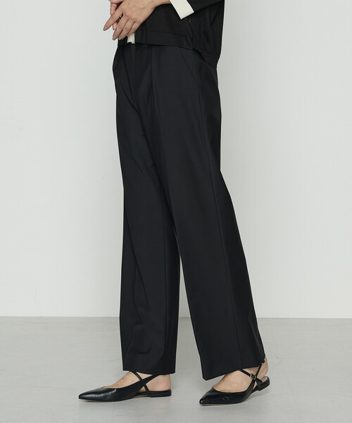 COMME CA(コムサ)の「【セットアップ対応】ブライトリー ワイドパンツ(スーツパンツ・レディース・ブラック・9号/7号/11号)」の1枚目の写真