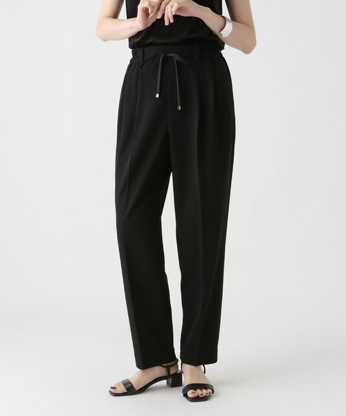 Elura(エルーラ)の「サマ見えリラクシーゆるテーパードパンツ / 578319(スラックス・レディース・ブラック/ダークブラウン/チャコールグレー・LARGE/MEDIUM)」の6枚目の写真