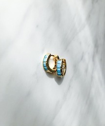 TIMELESS&THREE（タイムレスアンドスリー）の「スクエアビジューフープピアス（ピアス（両耳用））」