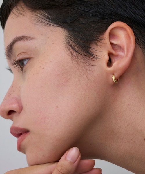 JUPITER（ジュピター）の「【SV】ミニマルフープピアス/ニッケルフリー/金属アレルギー対応<動画あり>（ピアス（両耳用）・レディース・シルバー/ゴールド・FREE）」の12枚目の写真