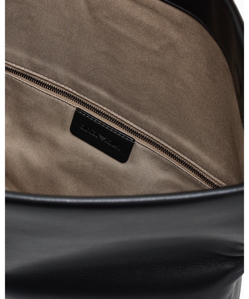 EMPORIO ARMANI（エンポリオアルマーニ）の「【エンポリオ アルマーニ】Polygon カプセルコレクション クラッチバッグ レザー（クラッチバッグ・レディース・ブラック・FREE）」の7枚目の写真