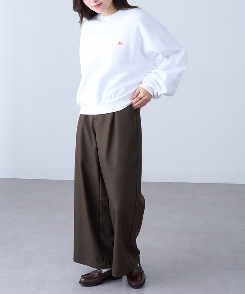 KELTY(ケルティ)の「【KELTY】Mini Logo Cropped Crew Neck Sweat / ミニロゴクロップドクルーネックスウェット(スウェット・レディース・ネイビー/ベージュ/グレー/ホワイト/ブラック・FREE)」の11枚目の写真