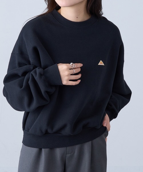 KELTY(ケルティ)の「【KELTY】Mini Logo Cropped Crew Neck Sweat / ミニロゴクロップドクルーネックスウェット(スウェット・レディース・ネイビー/ベージュ/グレー/ホワイト/ブラック・FREE)」の15枚目の写真