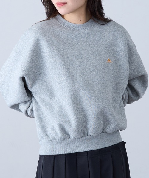 KELTY(ケルティ)の「【KELTY】Mini Logo Cropped Crew Neck Sweat / ミニロゴクロップドクルーネックスウェット(スウェット・レディース・ネイビー/ベージュ/グレー/ホワイト/ブラック・FREE)」の19枚目の写真