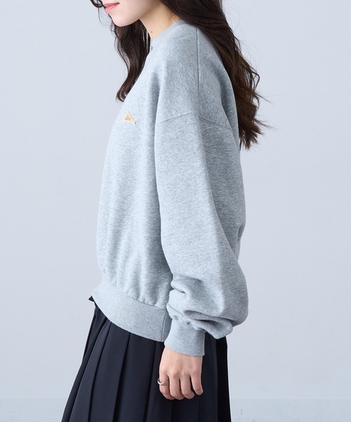 KELTY(ケルティ)の「【KELTY】Mini Logo Cropped Crew Neck Sweat / ミニロゴクロップドクルーネックスウェット(スウェット・レディース・ネイビー/ベージュ/グレー/ホワイト/ブラック・FREE)」の20枚目の写真