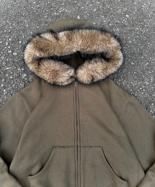 MandO（Auntie Rosa）（エムオー）の「ボリュームファージップパーカー/セットアップ着用可能（パーカー・メンズ・カーキ/ブラック/グレー・LARGE/MEDIUM/SMALL）」の8枚目の写真