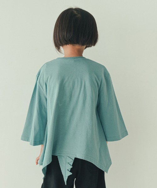nicohrat（ニコフラート）の「nicohrat/ニコフラート 恐竜なりきり　ロングＴシャツ（Tシャツ/カットソー・キッズ・ブルー/アイボリー/オリーブ・90cm/100cm/110cm/120cm/130cm/140cm）」の6枚目の写真