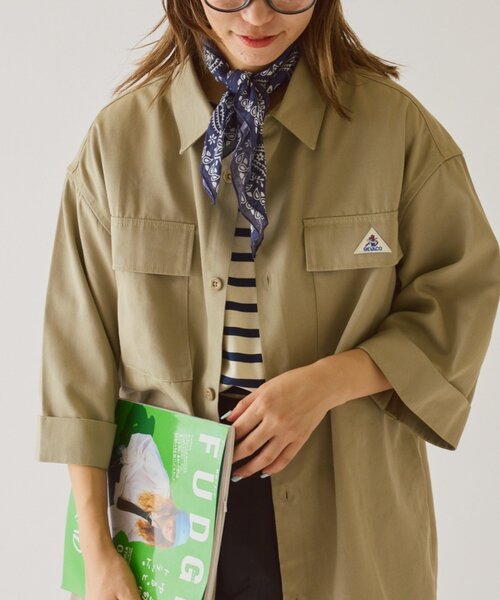 GEVACO（ゲバコ）の「【GEVACO】ボクシーハーフスリーブワークシャツ（シャツ/ブラウス・レディース・ネイビー/ベージュ・LARGE/MEDIUM）」の3枚目の写真