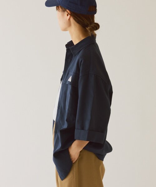 GEVACO（ゲバコ）の「【GEVACO】ボクシーハーフスリーブワークシャツ（シャツ/ブラウス・レディース・ネイビー/ベージュ・LARGE/MEDIUM）」の15枚目の写真