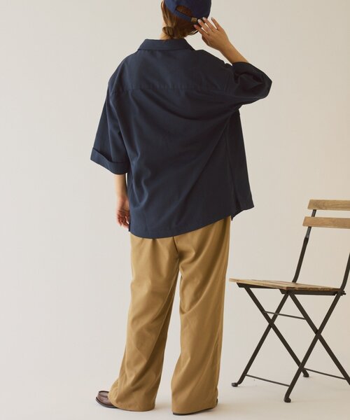 GEVACO（ゲバコ）の「【GEVACO】ボクシーハーフスリーブワークシャツ（シャツ/ブラウス・レディース・ネイビー/ベージュ・LARGE/MEDIUM）」の21枚目の写真