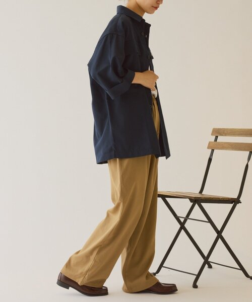 GEVACO（ゲバコ）の「【GEVACO】ボクシーハーフスリーブワークシャツ（シャツ/ブラウス・レディース・ネイビー/ベージュ・LARGE/MEDIUM）」の22枚目の写真