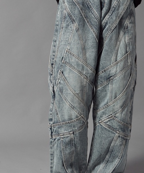 Theater code(シアターコード)の「Cutting Design Wide Denim Pants / カッティングデザイン ワイドデニムパンツメンズ(デニムパンツ・メンズ・ライトブルー・M/L)」の6枚目の写真