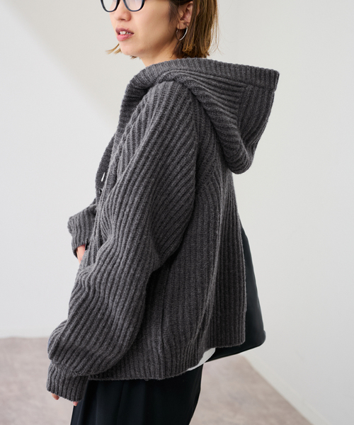 FRAMeWORK（フレームワーク）の「WOOLフードカーディガン（カーディガン/ボレロ・レディース・チャコールグレー/ホワイト・FREE）」の20枚目の写真