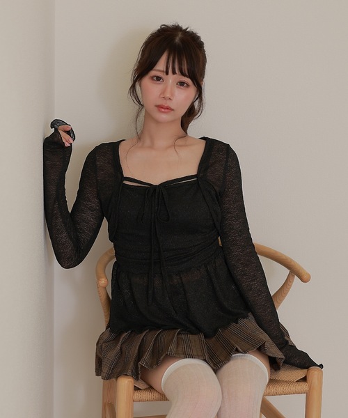 M DOLLY(エムドリー)の「sheer gioia ribbon peplum tops / シアージョイアリボンペプラムトップス(その他トップス・レディース・ブラック/ピンク・FREE)」の3枚目の写真