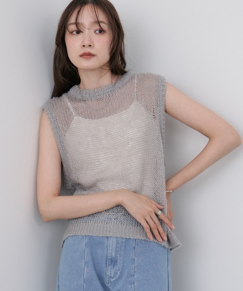 Bab(バブ)の「モヘアタッチシアーベスト(ベスト・レディース・グレー/ピンク/チャコールグレー/ホワイト系その他・M)」の1枚目の写真