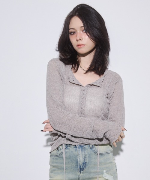 ENVYM（アンビー）の「ヘンリーネックドロストニット（ニット/セーター・レディース・レッド/ブラック/グレー・FREE）」の15枚目の写真