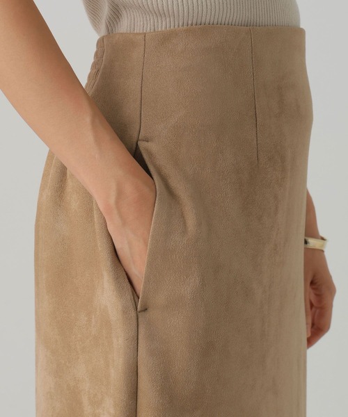 Elura（エルーラ）の「フェイクレザースカート/590909（スカート・レディース・ブラック/キャメル・MEDIUM/LARGE）」の19枚目の写真