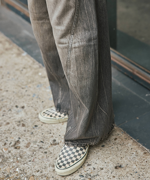 JOURNAL STANDARD(ジャーナルスタンダード)の「3Dキャノン 5ポケット デニムパンツ(デニムパンツ・メンズ・クリアブルー/ブラック×ブラック/コバルトブルー・SMALL/MEDIUM/LARGE)」の11枚目の写真