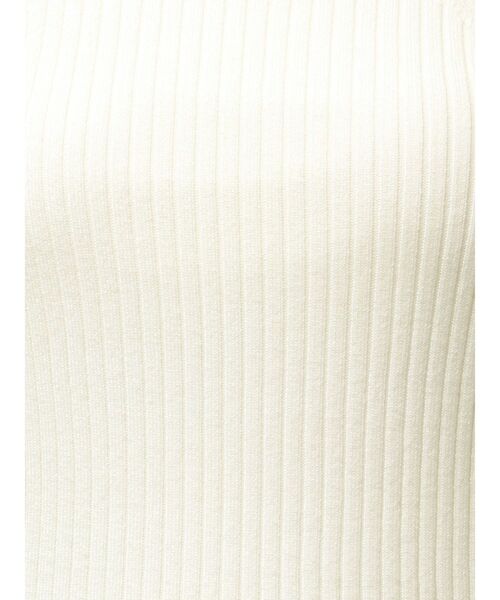 ELENDEEK(エレンディーク)の「ハイネックワイドリブニット(ニット/セーター・レディース・ブラック/レッド/オフホワイト/ライトブルー/ブラウン・FREE)」の13枚目の写真