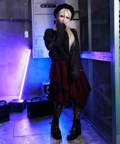 NIBBLE POISON(ニブルポイズン)の「アシメデザインキャミワンピース(ワンピース・レディース・グレー/ブラック/ワイン・MEDIUM)」の8枚目の写真