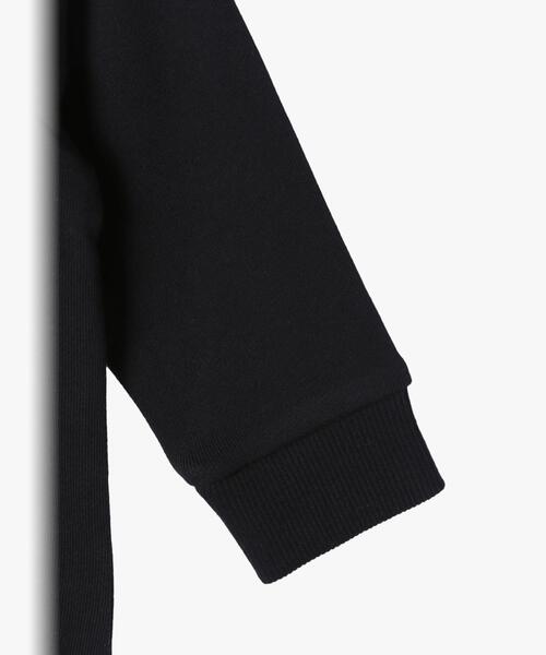 agnes b.(アニエスベー)の「ベビー ロゴ コットン 長袖 スウェット(スウェット・キッズ・ブラック・18M/1YEAR/2YEAR)」の4枚目の写真