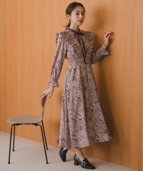 MISCH MASCH(ミッシュマッシュ)の「プリーツフリルフラワーワンピース(ワンピース・レディース・アイボリー/ピンク・M/S)」の22枚目の写真